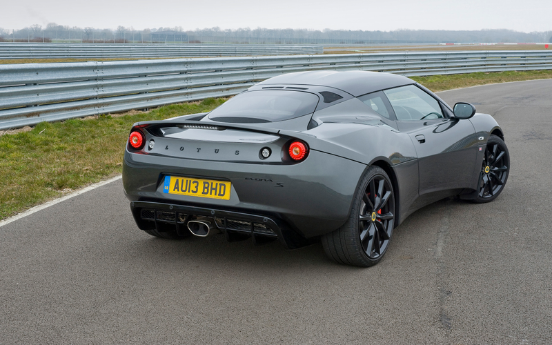 Illustration for article titled What Supercar Do You See Yourself Buying Once You Finally Save Up?
